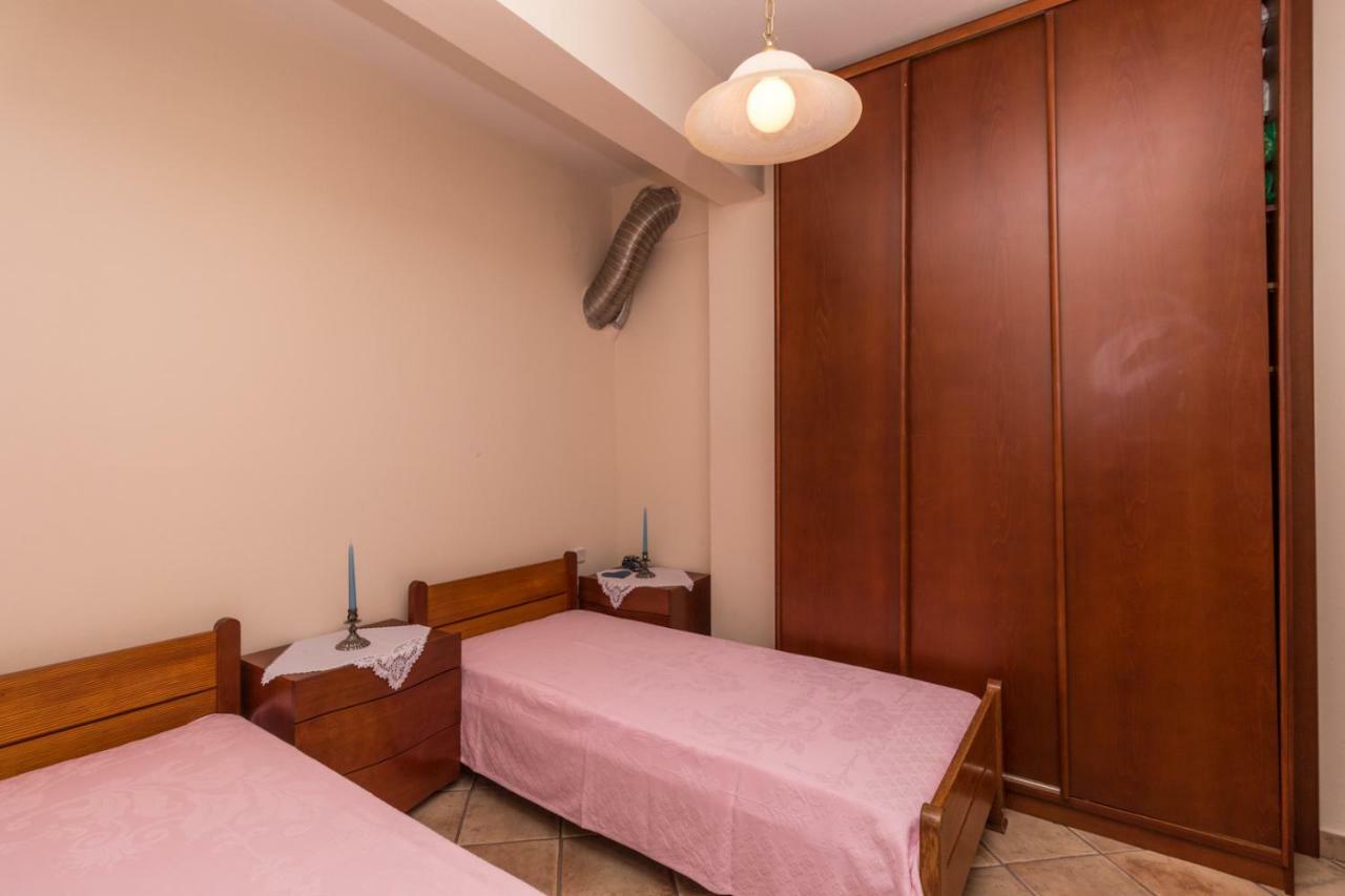 Kyrana Apartments Παλιούρι Εξωτερικό φωτογραφία