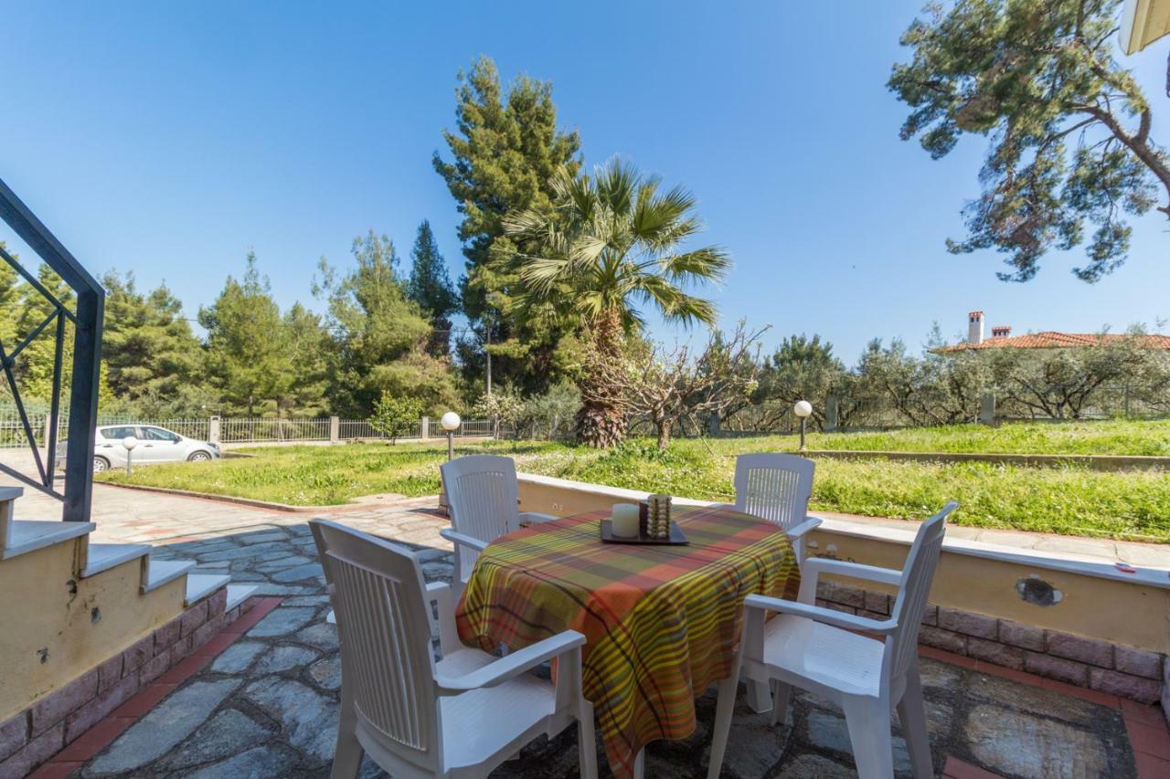 Kyrana Apartments Παλιούρι Εξωτερικό φωτογραφία